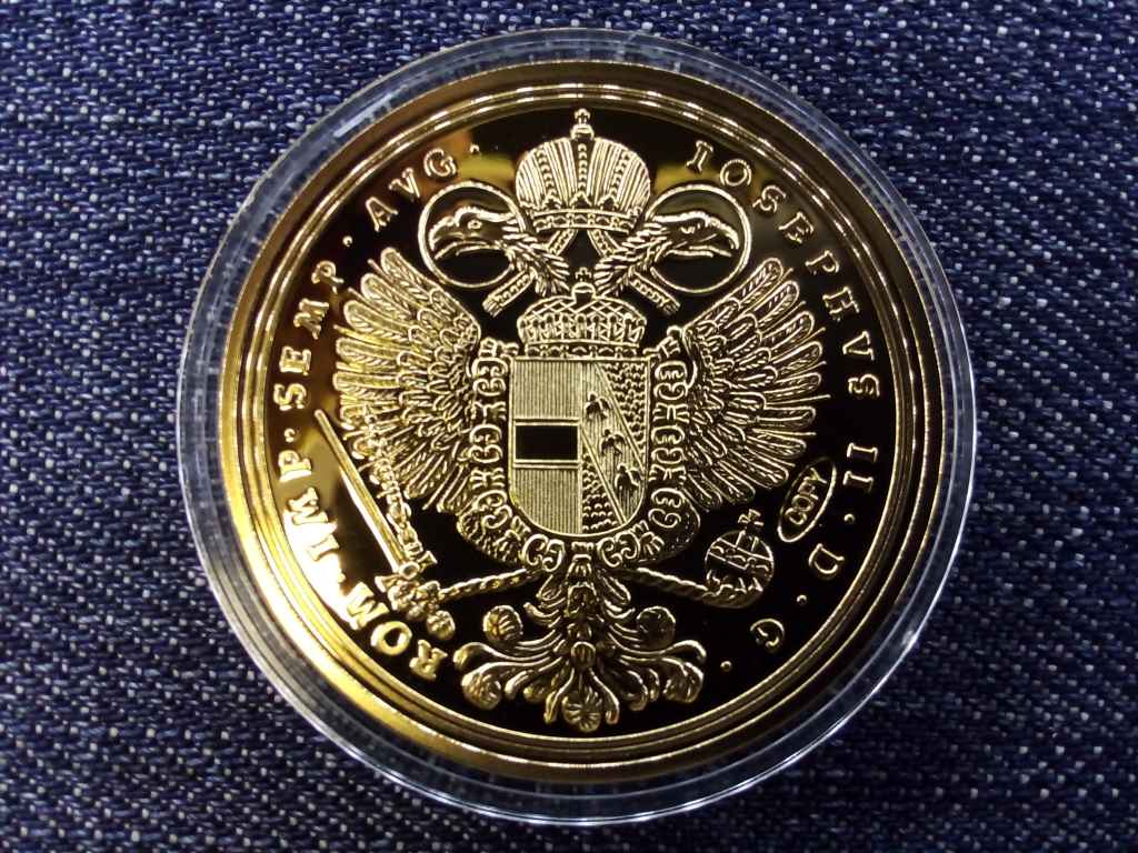 T&ouml;rt&eacute;nelmi aranyp&eacute;nzek ut&aacute;nveretben II. J&oacute;zsef 8 duk&aacute;t, 1773