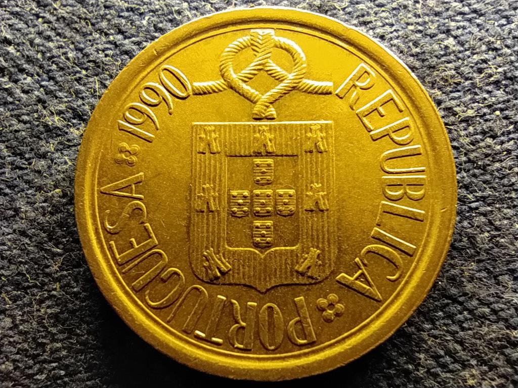 Portug&aacute;lia Harmadik K&ouml;zt&aacute;rsas&aacute;g (1974- ) 10 Escudo