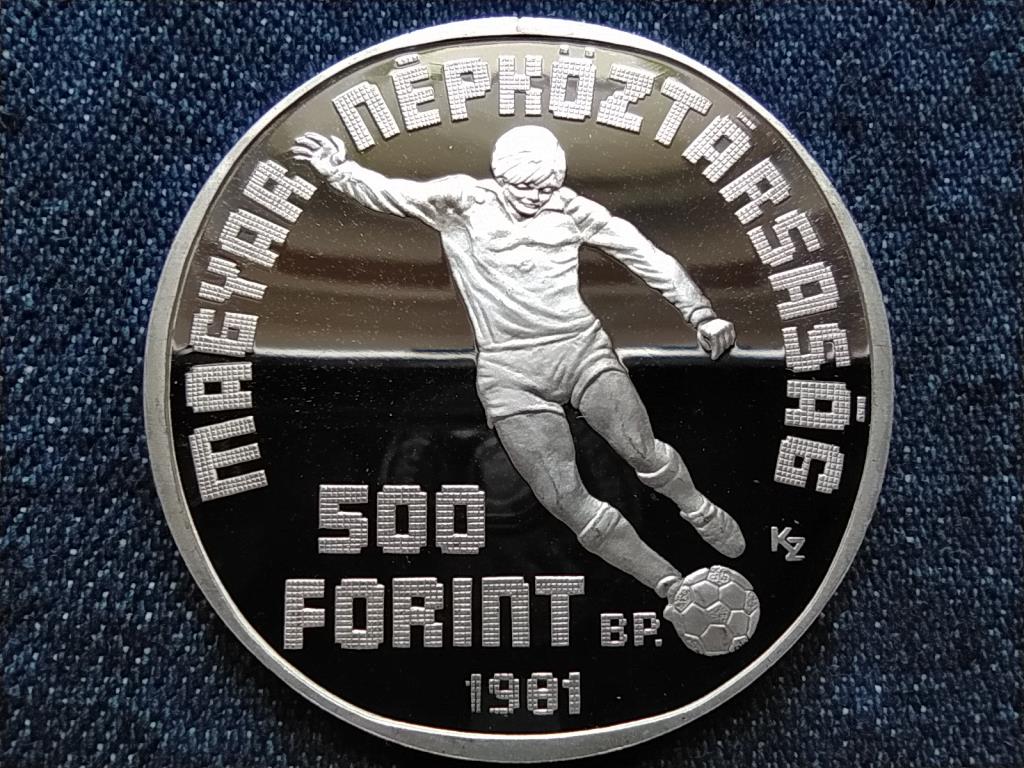 1982-es Labdar&uacute;g&oacute; VB Spanyolorsz&aacute;g egy j&aacute;t&eacute;kos .640 ez&uuml;st 500 Forint