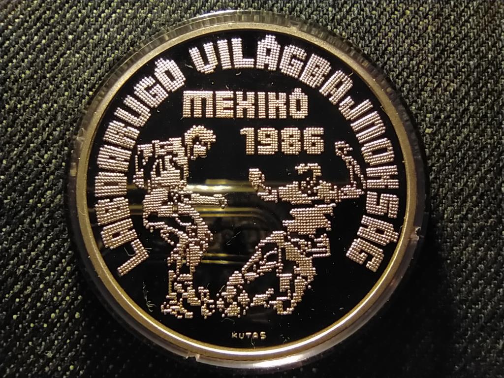 1986-os Labdar&uacute;g&oacute; VB Mexik&oacute; .640 ez&uuml;st 500 Forint