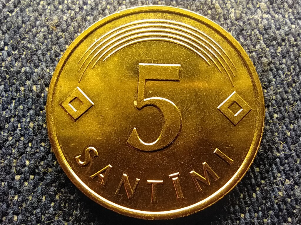 Lettorsz&aacute;g 5 santim