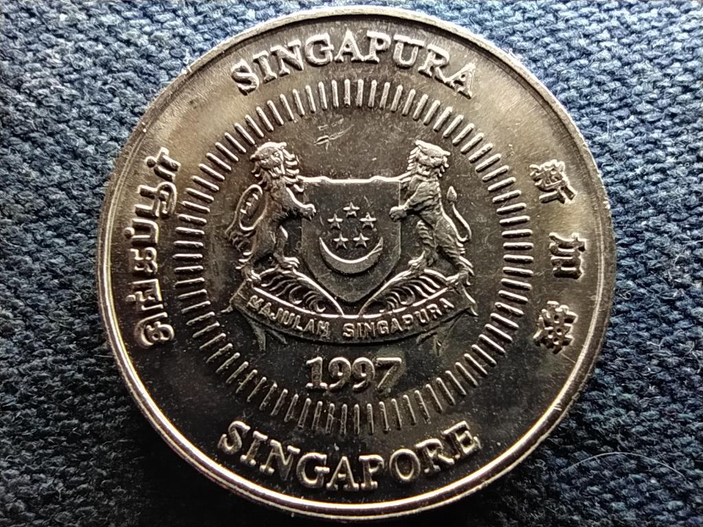 Szingap&uacute;r szalag lefel&eacute; 50 cent 