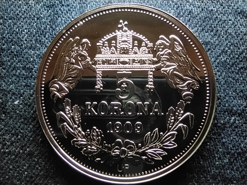 Kir&aacute;lyi Koron&aacute;k Ut&aacute;nveretben V. L&aacute;szl&oacute; 5 korona .999 ez&uuml;st