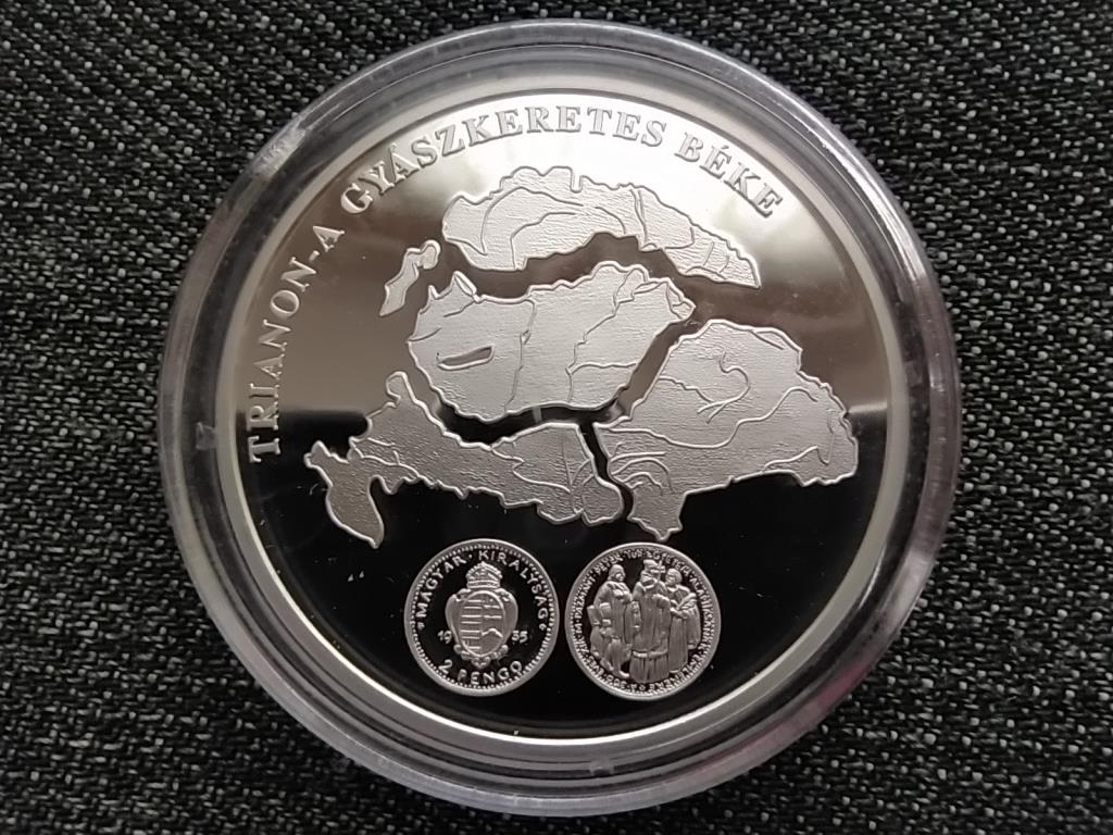 A magyar p&eacute;nz kr&oacute;nik&aacute;ja Trianon .999 ez&uuml;st
