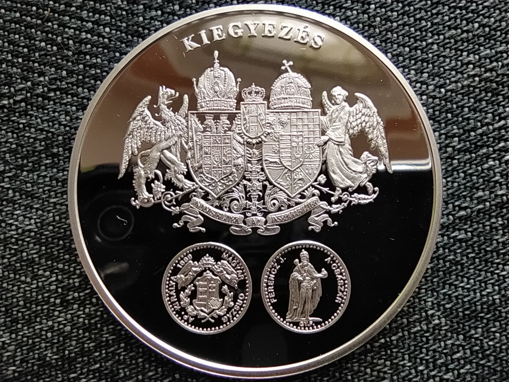 A magyar p&eacute;nz kr&oacute;nik&aacute;ja Kiegyez&eacute;s .999 ez&uuml;st