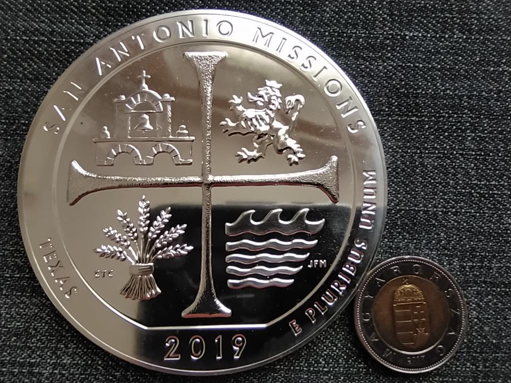 USA San Antonio Misszi&oacute;k Nemzeti T&ouml;rt&eacute;nelmi Park, Texas 155.5 g .999 ez&uuml;st 0.25 Doll&aacute;r
