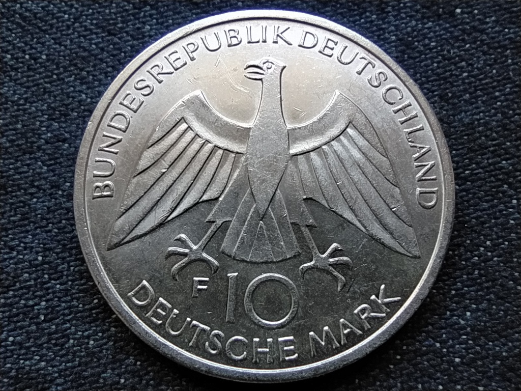 N&eacute;metorsz&aacute;g 1972-es m&uuml;ncheni olimpiai j&aacute;t&eacute;kok szalag .625 ez&uuml;st 10 M&aacute;rka