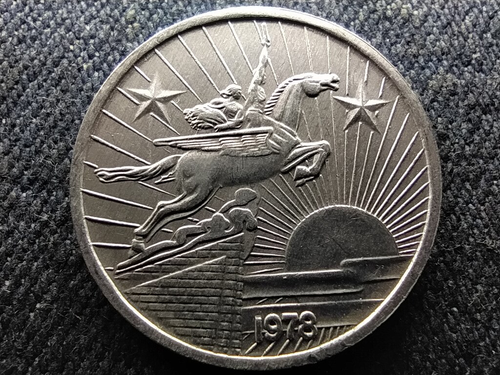 &Eacute;szak-Korea 30 &eacute;ves a Koreai N&eacute;pk&ouml;zt&aacute;rsas&aacute;g 50 Chon