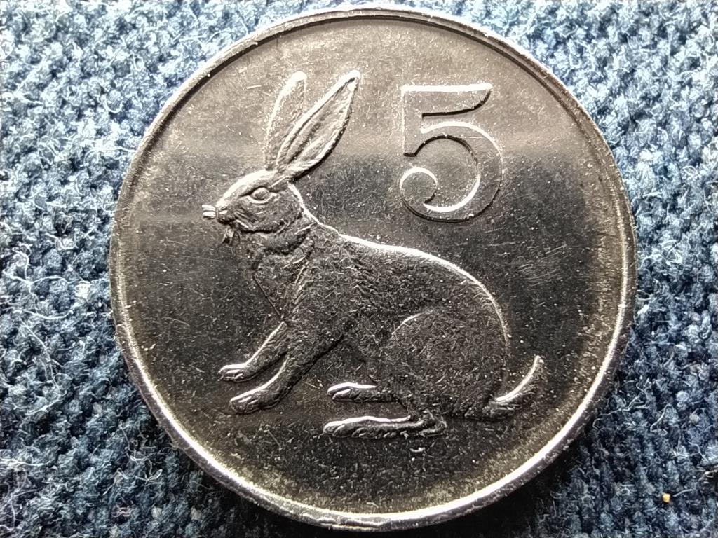 Zimbabwe boz&oacute;ti ny&uacute;l 5 cent