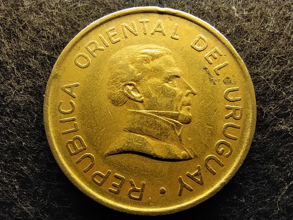 Uruguay 2 pez&oacute;