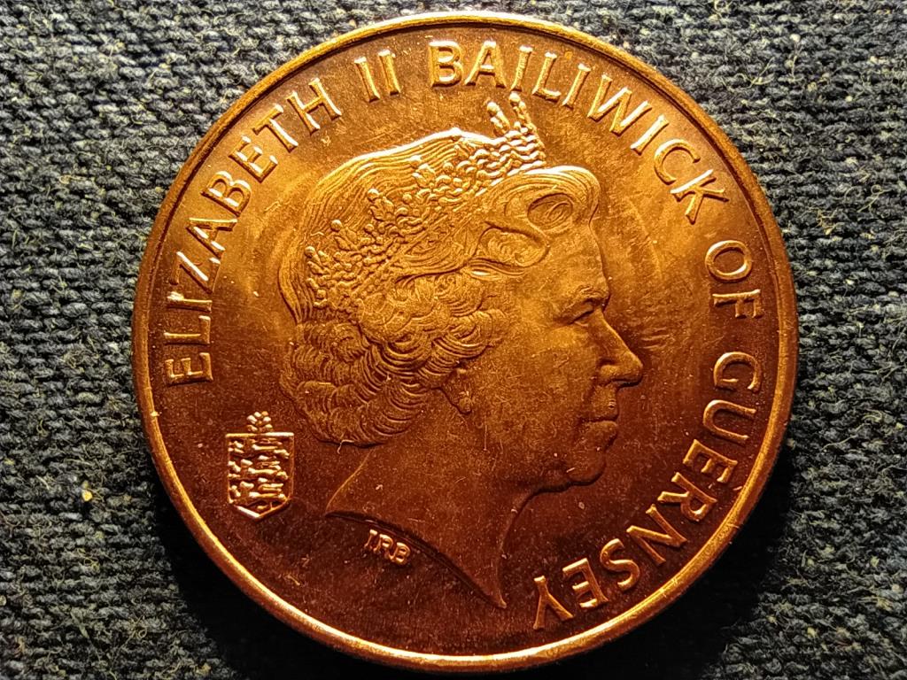 Guernsey II. Erzs&eacute;bet teh&eacute;n 2 penny