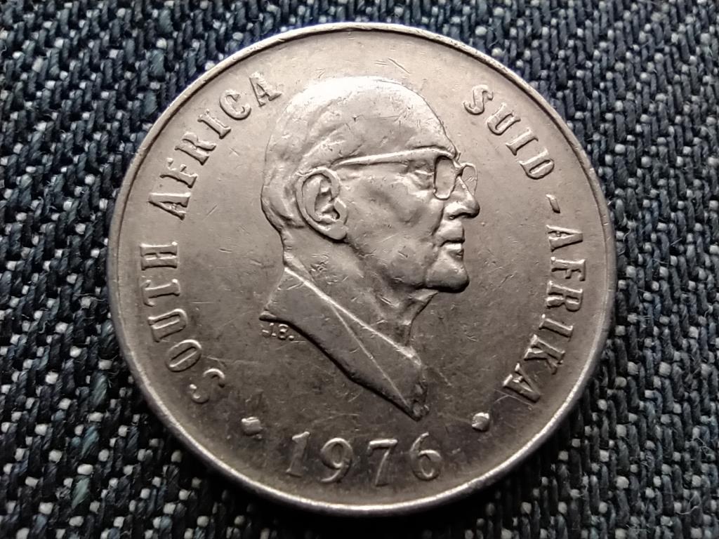 D&eacute;l-Afrikai K&ouml;zt&aacute;rsas&aacute;g Jacobus Johannes Fouch&eacute; eln&ouml;ks&eacute;g&eacute;nek v&eacute;ge 10 Cent