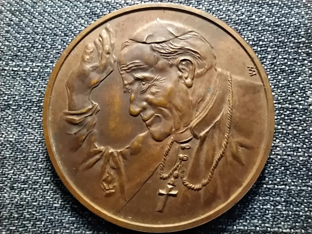 II. J&aacute;nos P&aacute;l p&aacute;pa l&aacute;togat&aacute;sa haz&aacute;nkban 1991 aug. 16-20. &eacute;rem