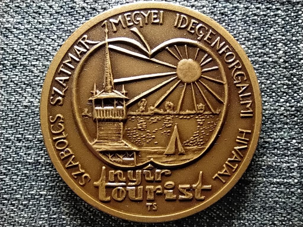 Szabolcs-Szatm&aacute;r-Bereg Megyei Idegenforgalmi Hivatal Ny&iacute;r Tourist Kisv&aacute;rda eml&eacute;k&eacute;rem