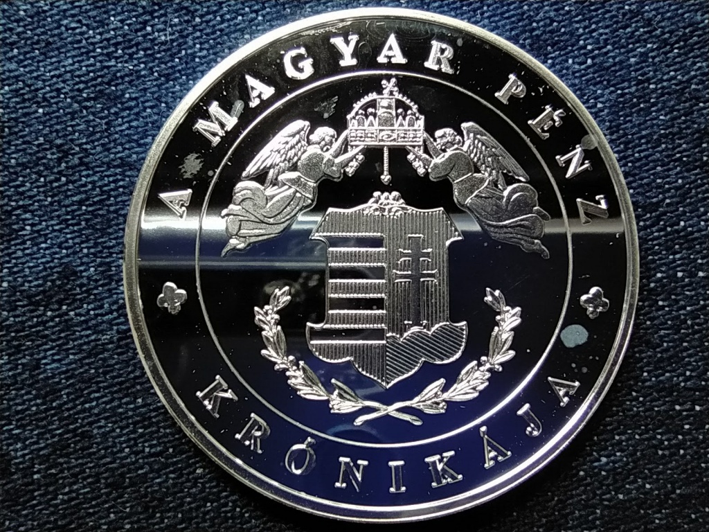 A magyar p&eacute;nz kr&oacute;nik&aacute;ja Moh&aacute;csi v&eacute;sz .999 ez&uuml;st