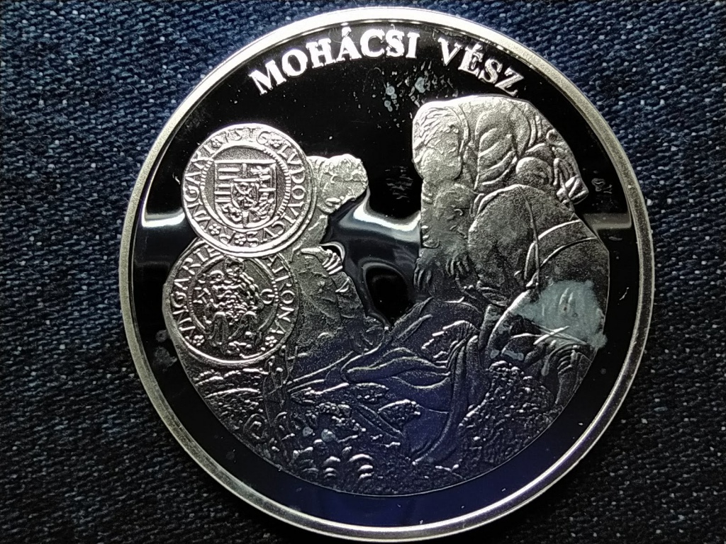 A magyar p&eacute;nz kr&oacute;nik&aacute;ja Moh&aacute;csi v&eacute;sz .999 ez&uuml;st