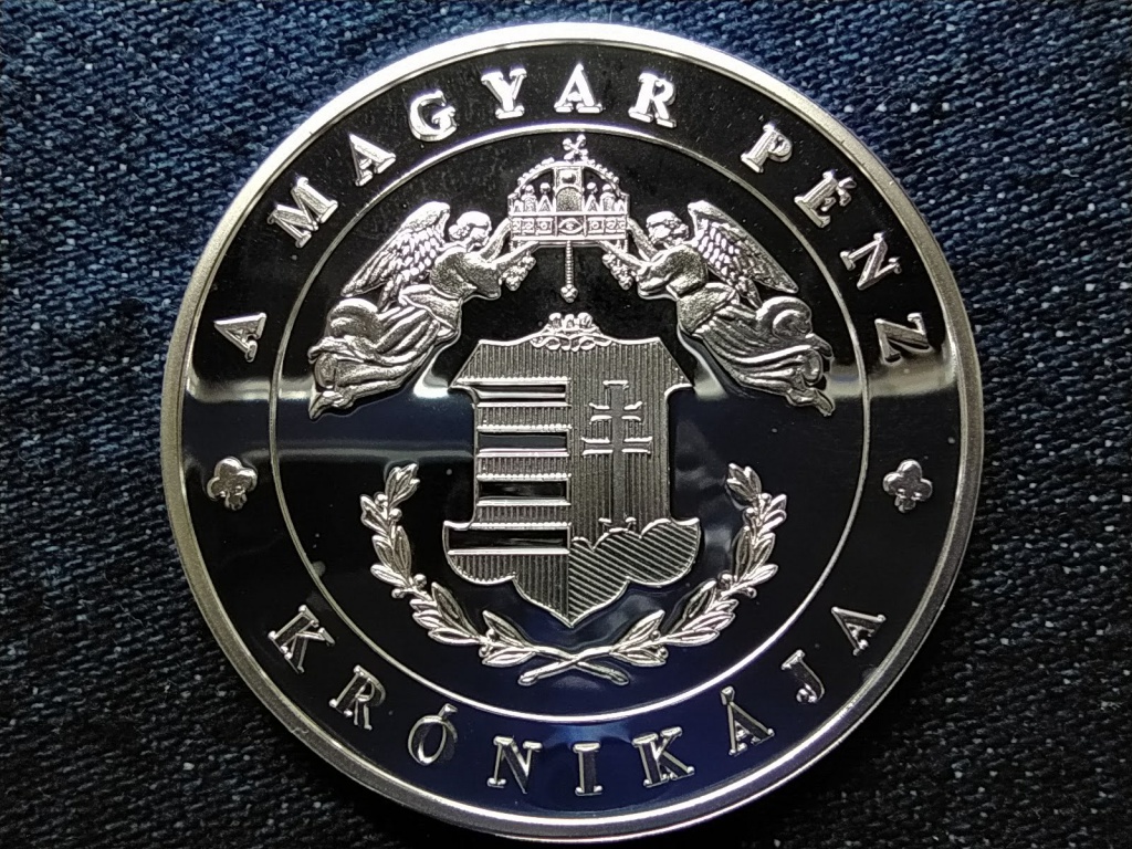 A magyar p&eacute;nz kr&oacute;nik&aacute;ja II. Vil&aacute;gh&aacute;bor&uacute; .999 ez&uuml;st