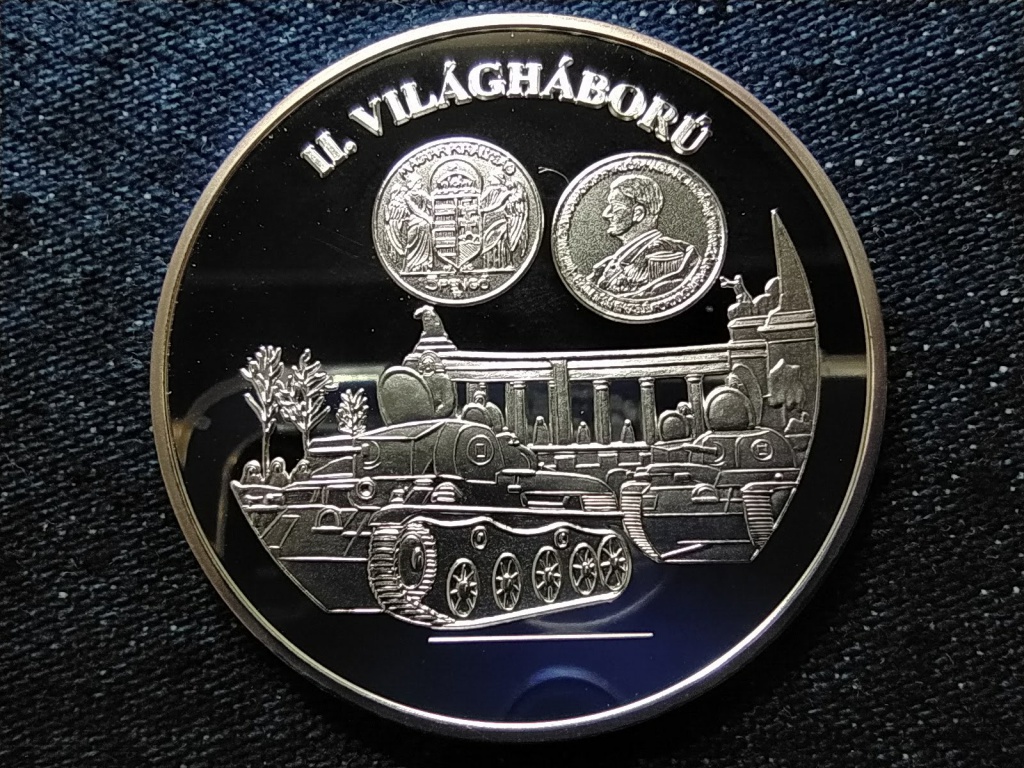 A magyar p&eacute;nz kr&oacute;nik&aacute;ja II. Vil&aacute;gh&aacute;bor&uacute; .999 ez&uuml;st