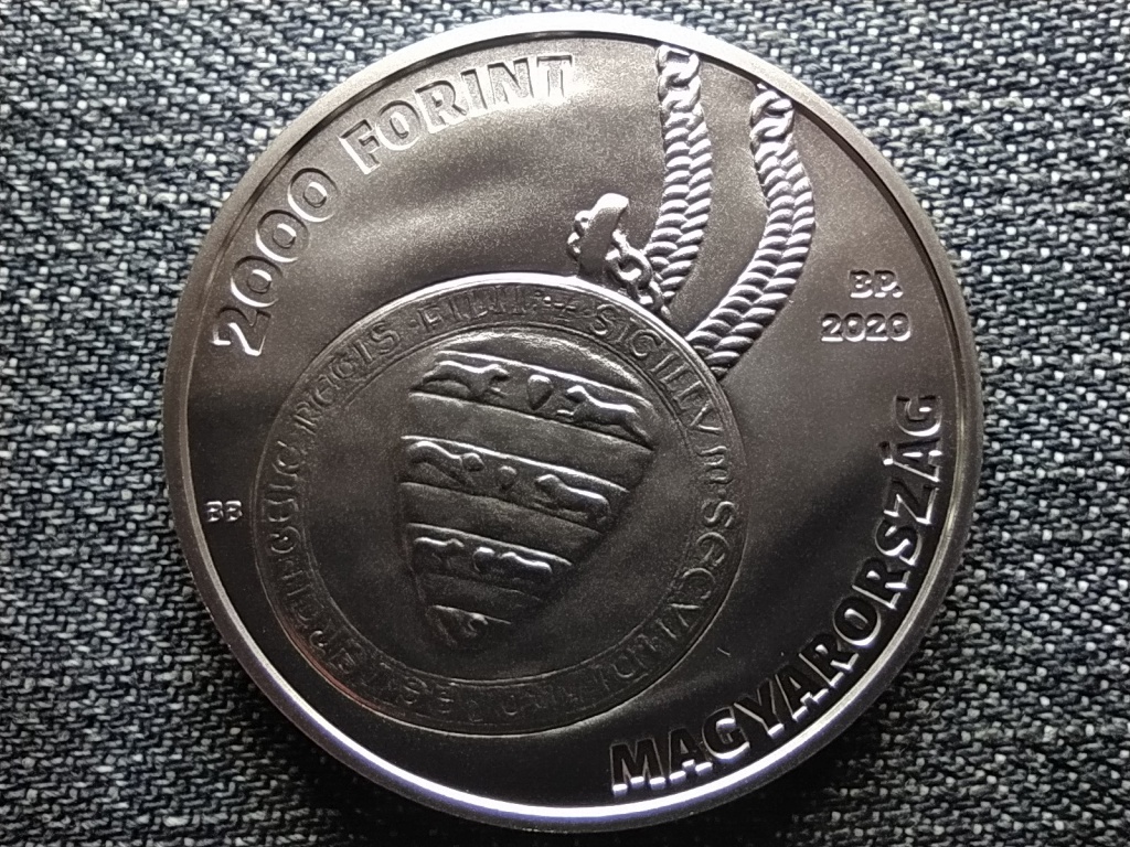 30 &eacute;ves az Alkotm&aacute;nyb&iacute;r&oacute;s&aacute;g 2000 Forint