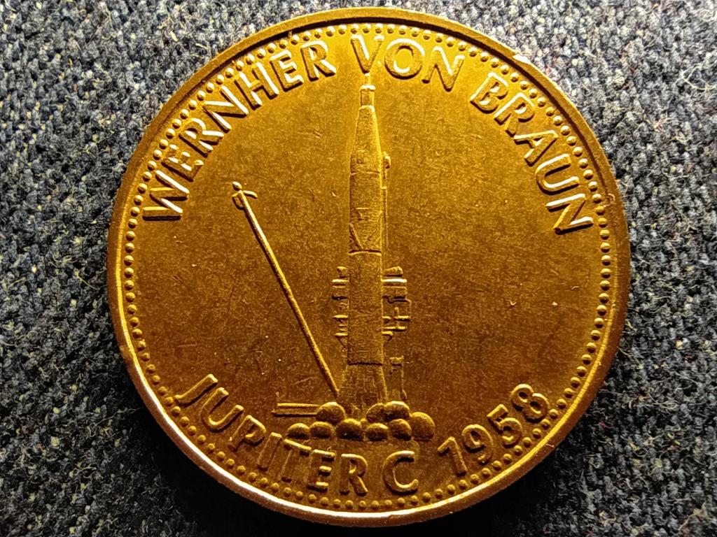 Franciaorsz&aacute;g Ember rep&uuml;l&eacute;s k&ouml;zben Wernher Von Braun, Jupiter C