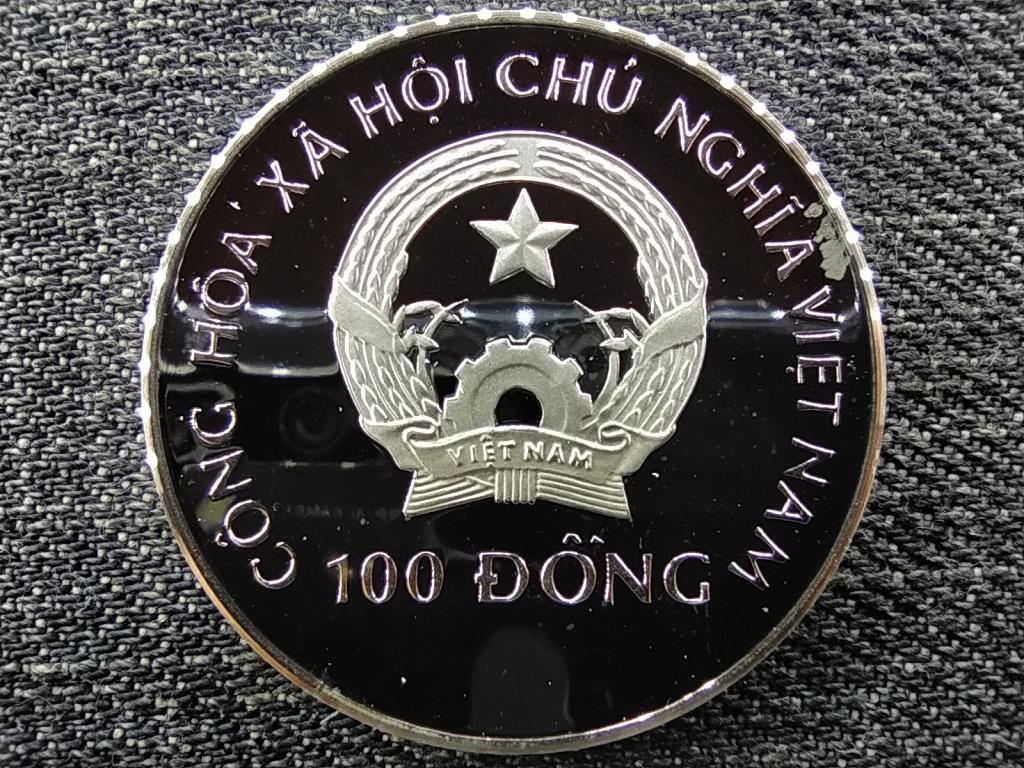 Vietn&aacute;m Ny&aacute;ri Olimpia Barcelona 1992 evez&eacute;s .999 ez&uuml;st 100 Dong