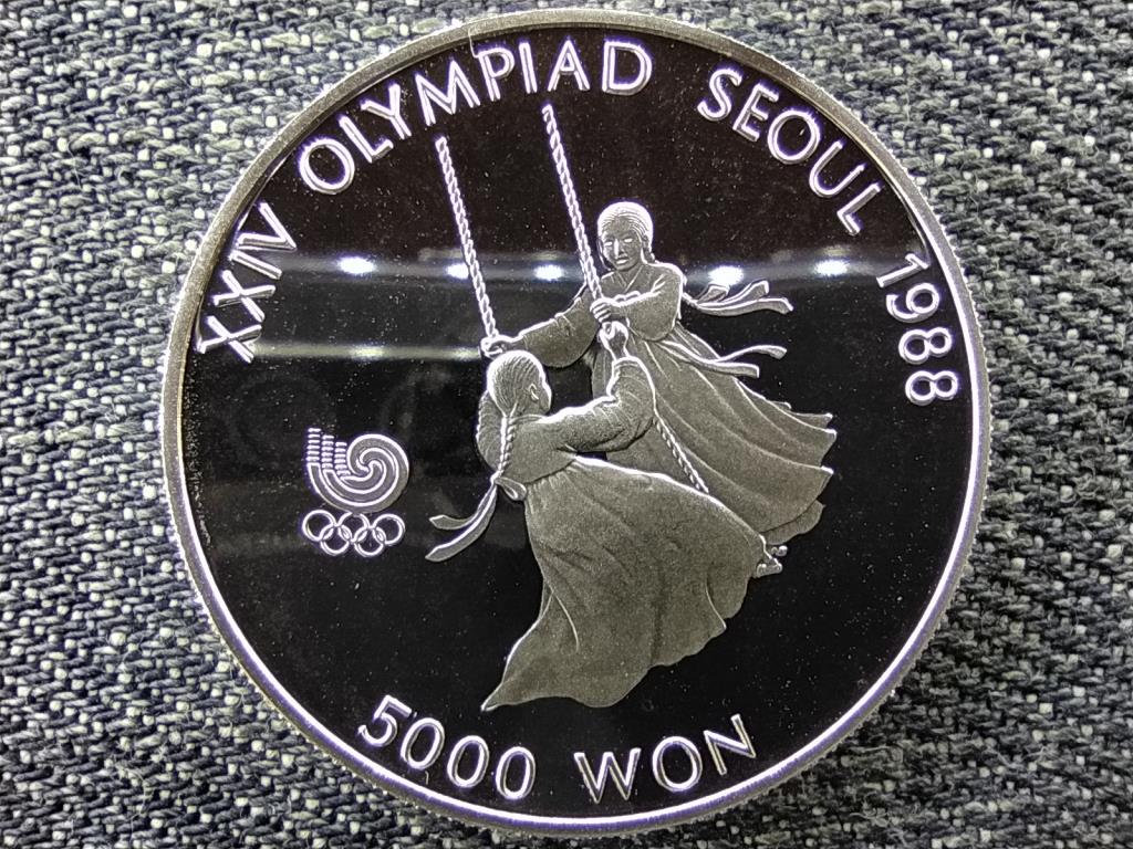 D&eacute;l-Korea Olimpiai J&aacute;t&eacute;kok Sz&ouml;ulban 1988 Hinta verseny .925 ez&uuml;st 5000 won