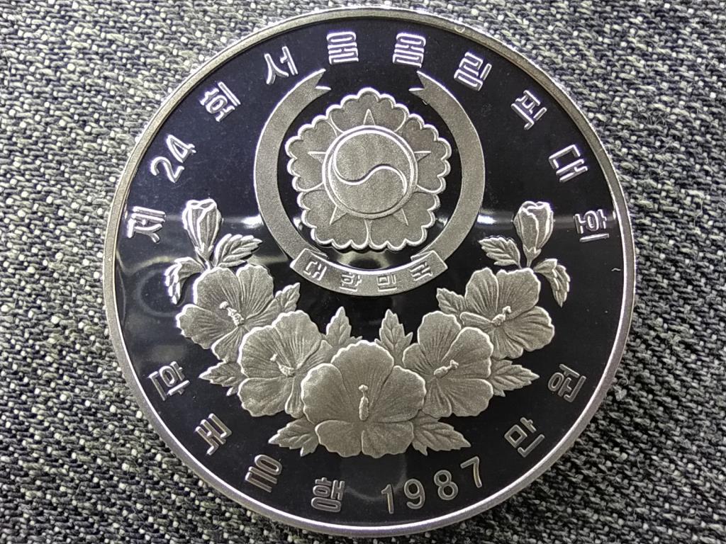 D&eacute;l-Korea Olimpiai J&aacute;t&eacute;kok Sz&ouml;ulban 1988 &Iacute;j&aacute;szat .925 ez&uuml;st 10000 won