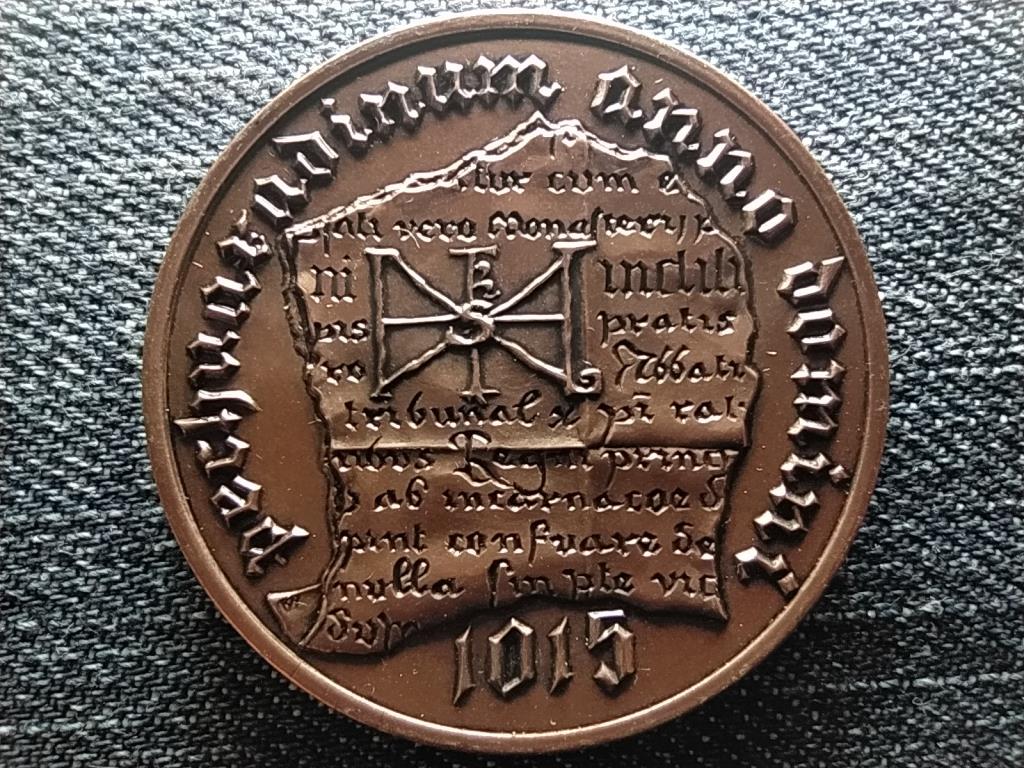 Magyar Gy&oacute;gyszer&eacute;sz Kamara A Millennium eml&eacute;kezet&eacute;re