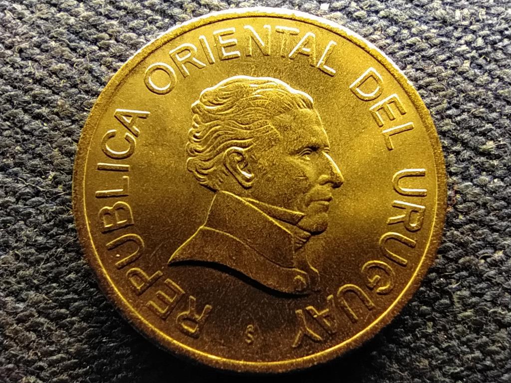 Uruguay 1 pez&oacute;